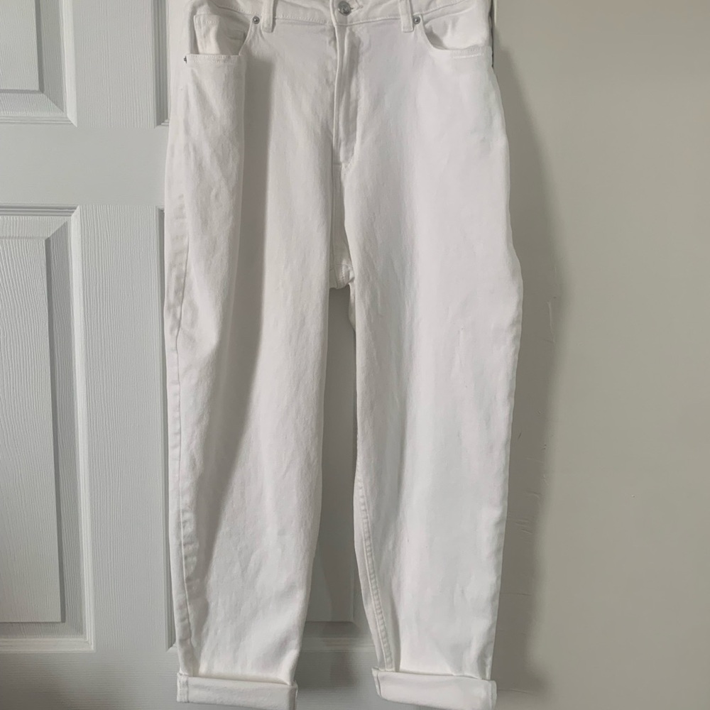 Women’s white denim jeans